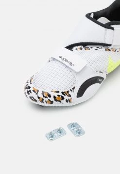Nike Performance NIKE SUPERREP CYCLE - Fahrradschuh - White/volt/black/chutney | Damen 11 Nike Performance NIKE SUPERREP CYCLE - Fahrradschuh - White/volt/black/chutney | Damen -Angebote Nike Store dd29acbbcde541c2bd1f21c7993434db
