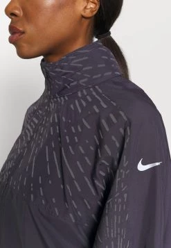 Nike Performance Damen RUN REFLECTIVE - Laufjacke - Cave Purple/atomic Orange -Angebote Nike Store ddf766cf768441908265491a866eafd4