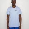 Nike Performance SUPERSET - Sport T-shirt - Light Marine/black | Herren