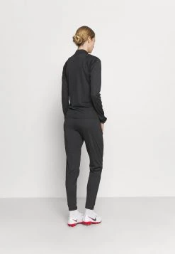 Nike Performance Damen ACADEMY TRACKSUIT - Trainingsanzug - Anthracite/black -Angebote Nike Store deb3b791e73e4f95863bd28483d53ff6