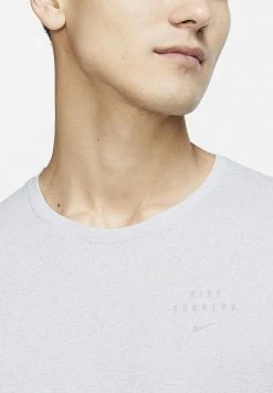 Nike Performance Herren Nike RUN Division Miler - Sport T-shirt - Light Solar Flare Heather 11 Nike Performance Herren Nike RUN Division Miler - Sport T-shirt - Light Solar Flare Heather -Angebote Nike Store dfe03cf7b9c54277b86f861e2973f738