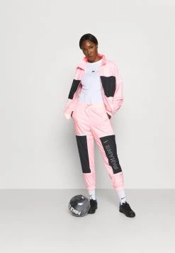 Angebote Nike Store -Angebote Nike Store e53fec1a16a944f09a2d3eae3074ab9c