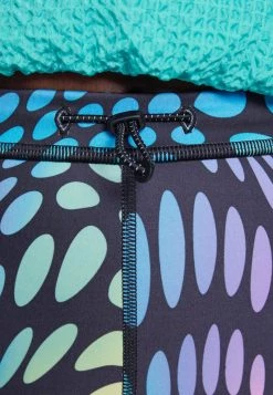 Nike Performance Damen RUN - Tights - Black -Angebote Nike Store e5bd6348cdbb48a990c097438b42aff5