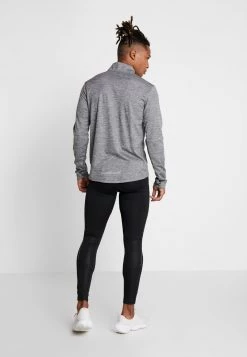 Nike Performance Herren PACER - Langarmshirt - Grey 10 Nike Performance Herren PACER - Langarmshirt - Grey -Angebote Nike Store e7ec3d715290463d98fe16a47034b4e7