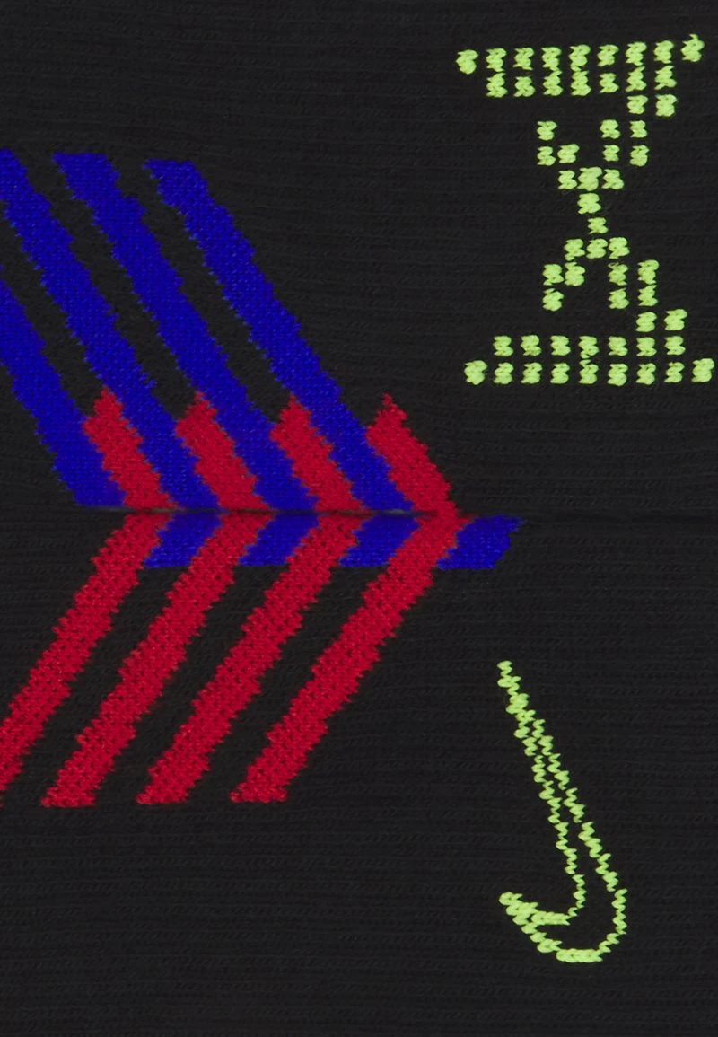 Nike Performance EVERYDAY MAX METCON CUSH CREW UNISEX - Sportsocken - Black/racer Blue/habanero Red 2 Nike Performance EVERYDAY MAX METCON CUSH CREW UNISEX - Sportsocken - Black/racer Blue/habanero Red – Bild 2