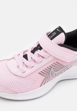 Nike Performance DOWNSHIFTER 11 UNISEX - Laufschuh Neutral - Pink Foam/metallic Silver/black/white -Angebote Nike Store e8f7f12c5f2d4fdcab834fba0b0784a5