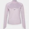 Nike Performance Damen ELEMENT TRAIL MIDLAYER - Langarmshirt - Plum Fog/lime Glow/black