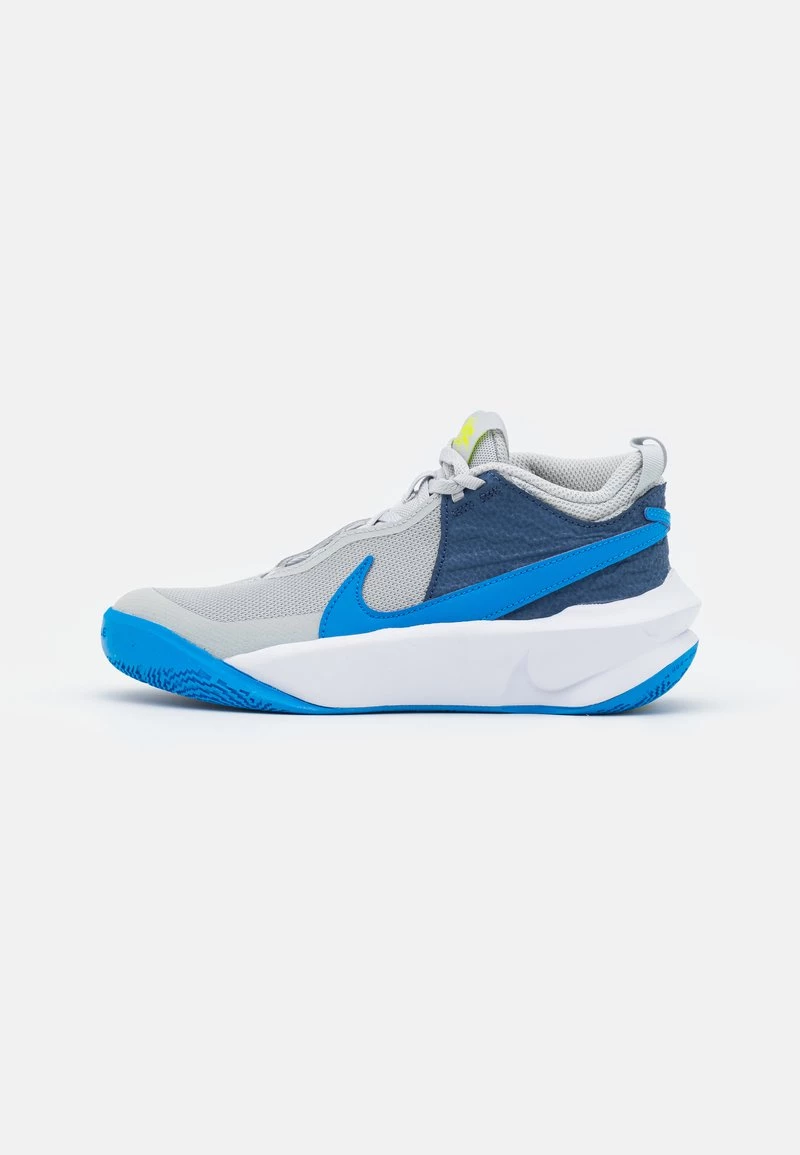 Nike Performance TEAM HUSTLE 10 UNISEX - Basketballschuh - Grey Fog/photo Blue/mystic Navy 1 Nike Performance TEAM HUSTLE 10 UNISEX - Basketballschuh - Grey Fog/photo Blue/mystic Navy
