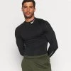 Nike Performance Herren TIGHT MOCK - Langarmshirt - Black/white