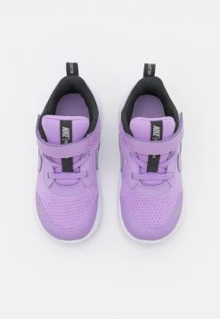 Nike Performance REVOLUTION 5 UNISEX - Laufschuh Neutral - Lilac/metallic Silver/dark Smoke Grey/white -Angebote Nike Store efaba6a4a20142f5a92ad96556f051eb