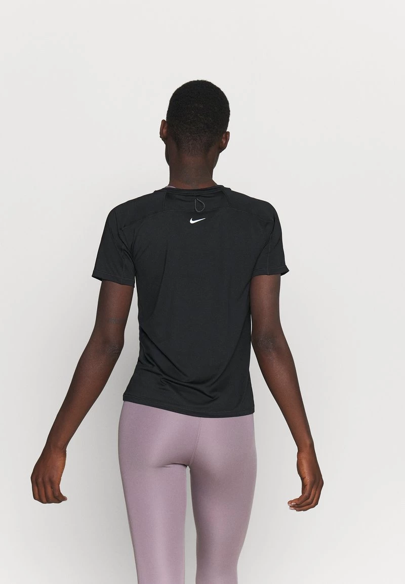 Nike Performance Damen MILER - T-Shirt Print - Black/reflective Silver 3 Nike Performance Damen MILER - T-Shirt Print - Black/reflective Silver – Bild 3