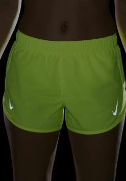 Nike Performance Damen TEMPO RACE - Kurze Sporthose - Volt -Angebote Nike Store f1e46877de3b456eb5e32bb69d1ce74e