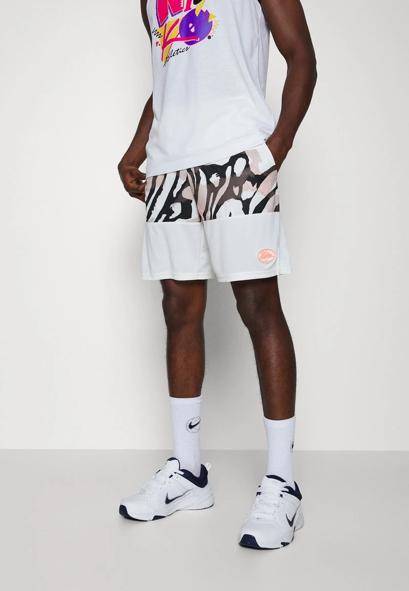 Nike Performance Herren Kurze Sporthose - Sail/bright Mango 1 Nike Performance Herren Kurze Sporthose - Sail/bright Mango