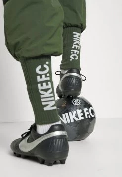 Nike Performance Herren NIKE F.C. CUFF PANT - Jogginghose - Carbon Green/white -Angebote Nike Store f798cf81813746d3a41b4314c987b8bb