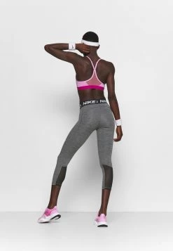 Nike Performance Damen CROP - Tights - Black/white 9 Nike Performance Damen CROP - Tights - Black/white -Angebote Nike Store f79c4147764e4544b03a4d3db9e248ac