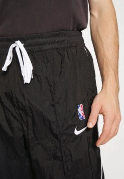 Nike Performance Herren NBA CHICAGO BULLS TRACKSUIT - Vereinsmannschaften - University Red/black/white -Angebote Nike Store f7fade1e05d14c12b1a27c042177575a