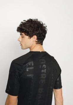 Nike Performance Herren FC BARCELONA CL - T-Shirt Print - Black/fireberry/hyper Royal -Angebote Nike Store fc7faecb542e4ab6ba847c54cd9b388f