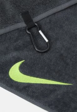 Nike Performance PERFORMANCE GOLF TOWEL ONE SIZE - Sonstige Accessoires - Anthracite/volt | Herren 5 Nike Performance PERFORMANCE GOLF TOWEL ONE SIZE - Sonstige Accessoires - Anthracite/volt | Herren -Angebote Nike Store fcfe60a21672459cacf753beac09bcc2