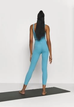 Nike Performance NIKE YOGA LUXE 7/8-INFINALON-LEGGINGS MIT HOHEM TAILLENBUND FÜR DAMEN - Tights - Cerulean/light Armory Blue -Angebote Nike Store fdb243aedbdf4ff78daef435c40ae2c4