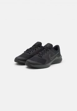 Nike Performance UNISEX - Laufschuh Neutral - Black/dark Smoke Grey -Angebote Nike Store fe03084217e644fda59a92796a40cad7