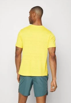 Nike Performance Herren MILER TOP - Sport T-shirt - Vivid Sulfur/reflective Silver 7 Nike Performance Herren MILER TOP - Sport T-shirt - Vivid Sulfur/reflective Silver -Angebote Nike Store fec01f57cfe4421c88fc00bf0df0b74b